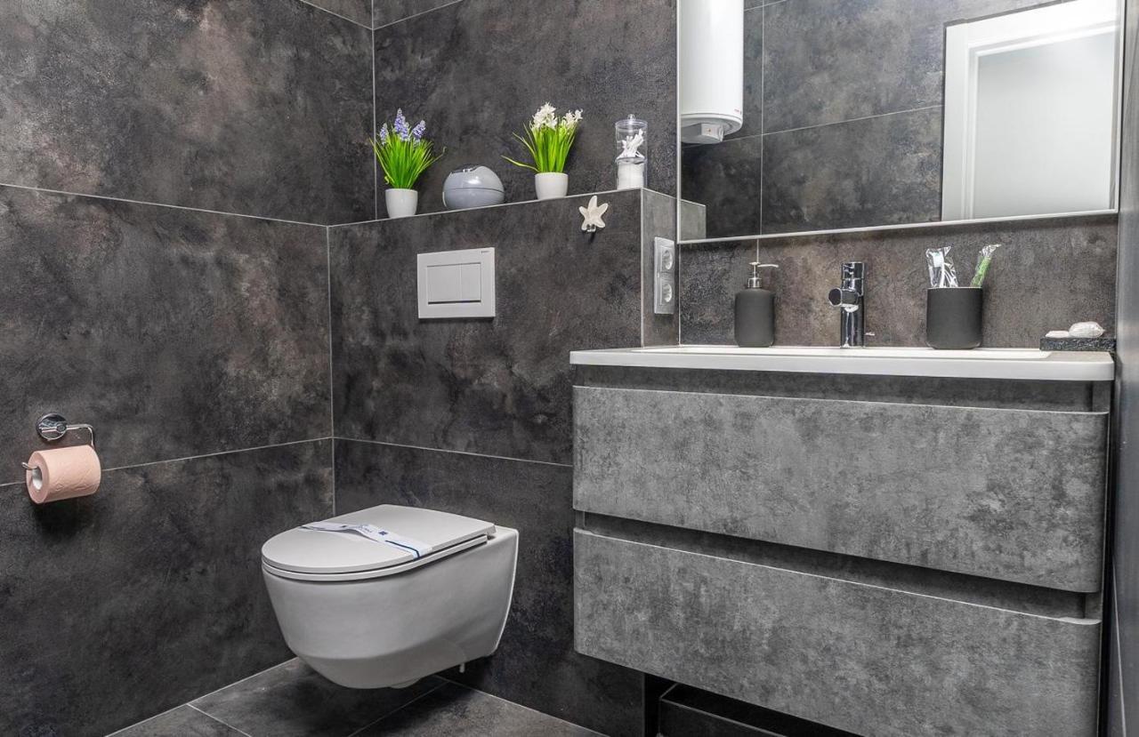 Luxury Apartments Smartplaza Obolon Metro Minskai Kiew Exterior foto