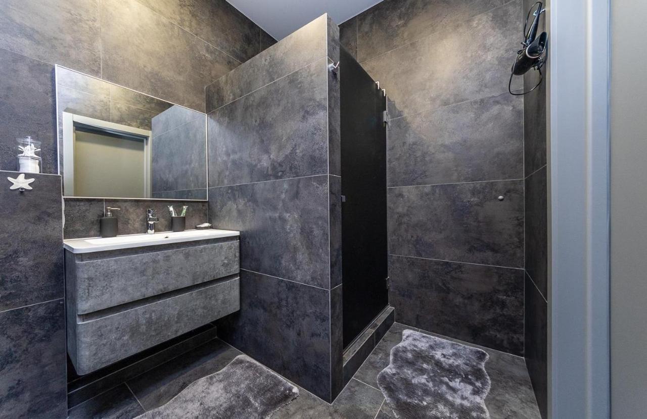 Luxury Apartments Smartplaza Obolon Metro Minskai Kiew Exterior foto